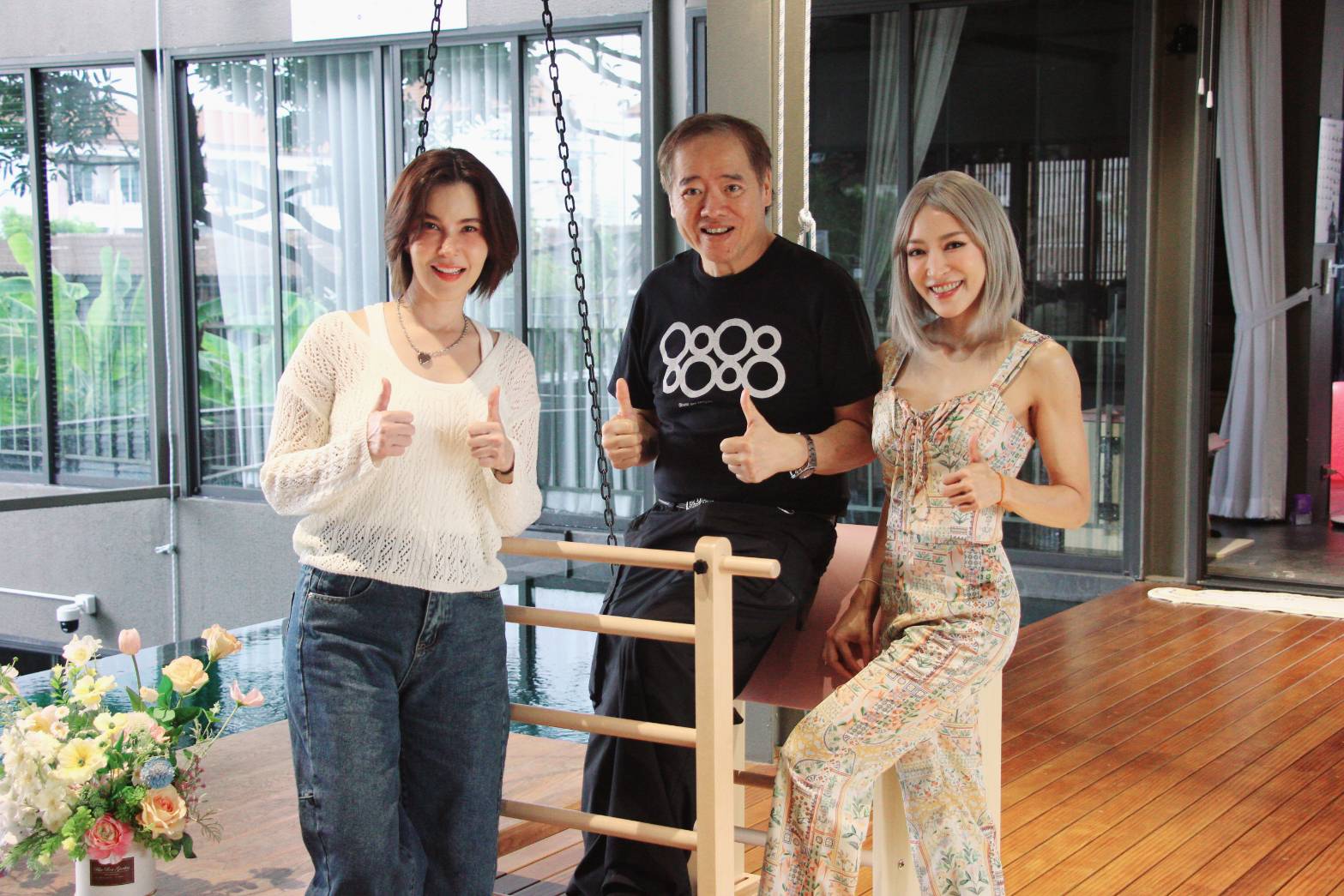 คลีนแซ่บนัว FIT WITH FAH